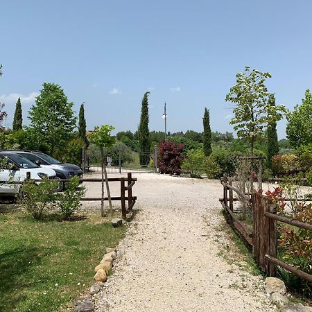 Country House - La Casetta Nel Borgo San Venanzo Luaran gambar
